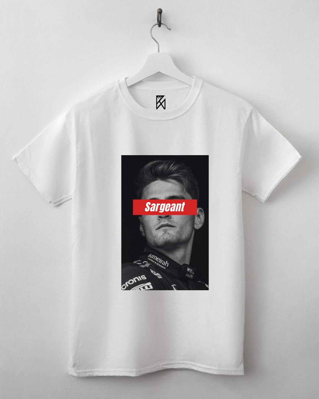 Camiseta Algodão - faces - Logan Sargeant